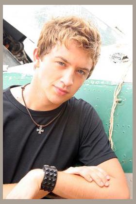 Johnny Pacar